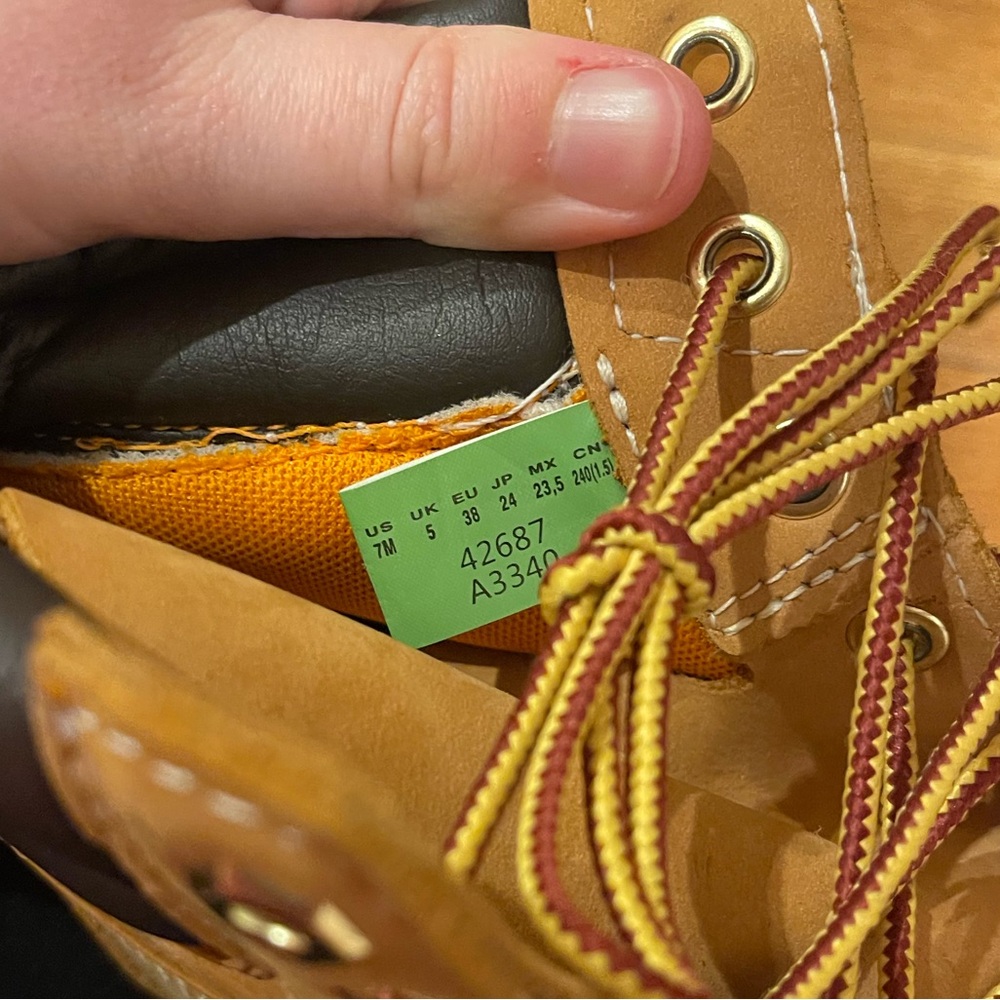 Timberland Tan Leather Women's Lace-Up Combat Boots - Picture 4 of 5